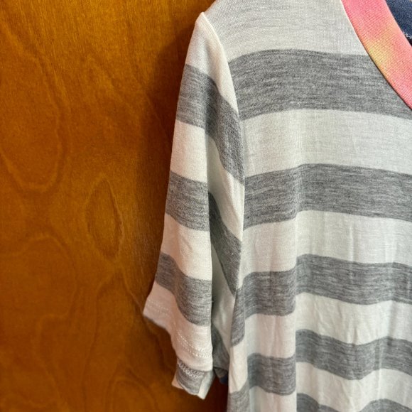 Flamingo Brand Mashup Tye‎ Dye Gray Stripe Top - Picture 3 of 12